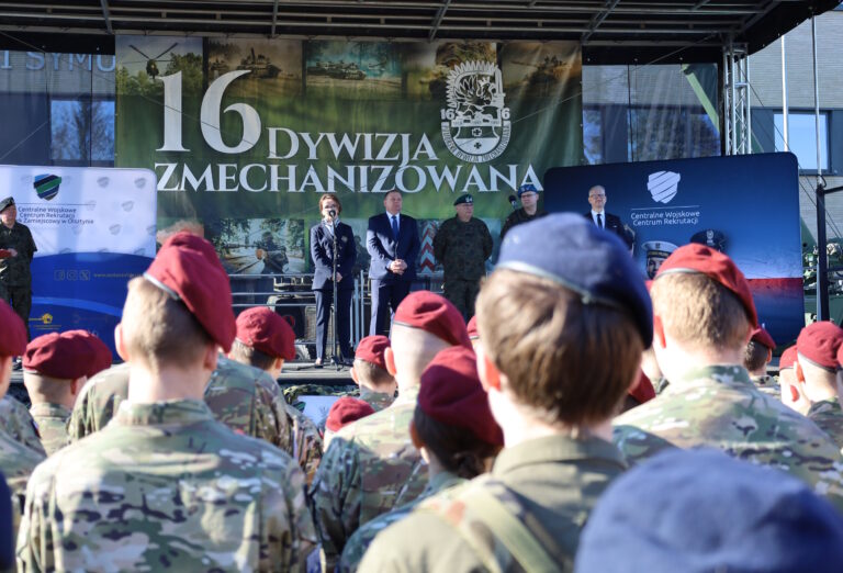 Wojsko, nauka i pasja – AMiSNS gospodarzem II Wojskowych Targów Służby i Pracy