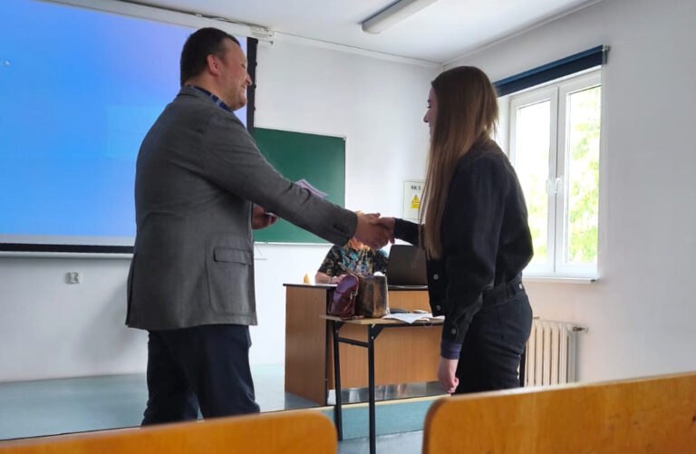 Szkolenie z wykorzystania Systemu Informacji Prawnej Legalis – wręczenie certyfikatów