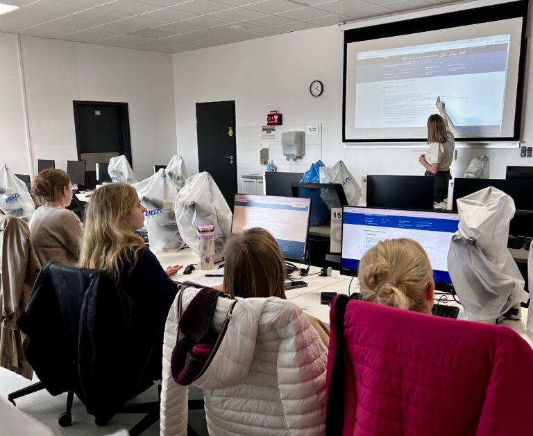 Zjazd studentów I i II edycji KLIN‑BAD. Praktyczne warsztaty z biobankowania i dokumentacji badań klinicznych