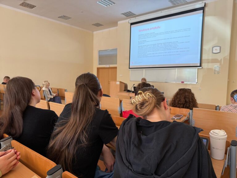Szkolenie z zakresu pisania prac naukowych. Wsparcie w rozwoju kompetencji akademickich